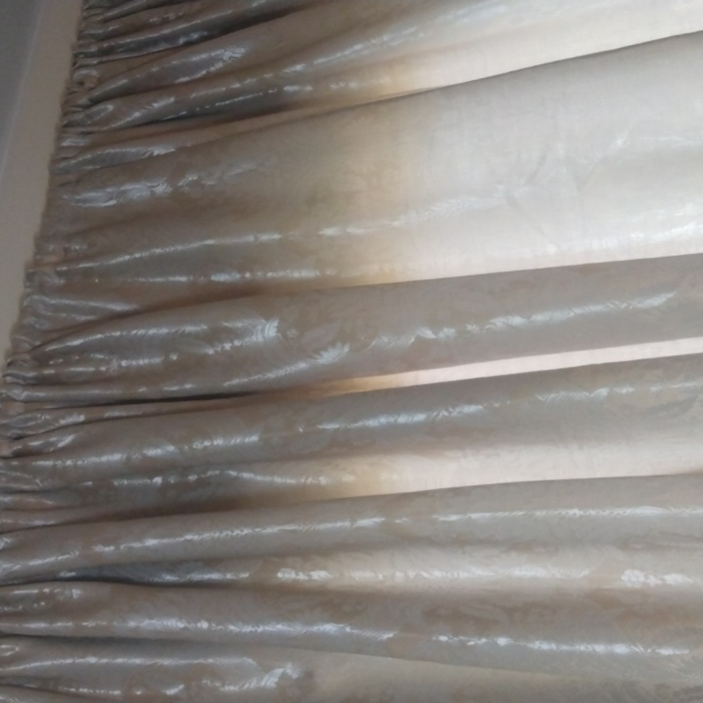 European Motif Shimmer Silver Fully Lined Lengthy Curtains (4) Panels